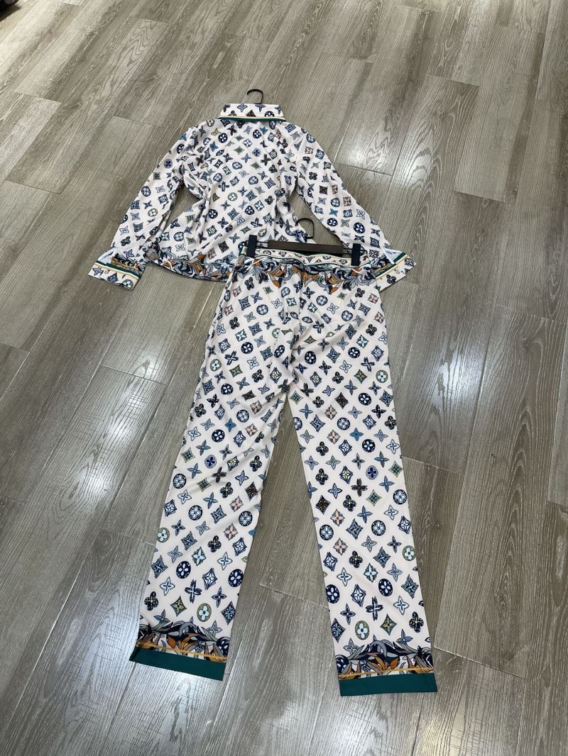 Louis Vuitton Long Suits